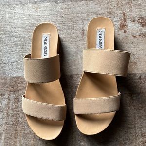 Steve Madden platform slides